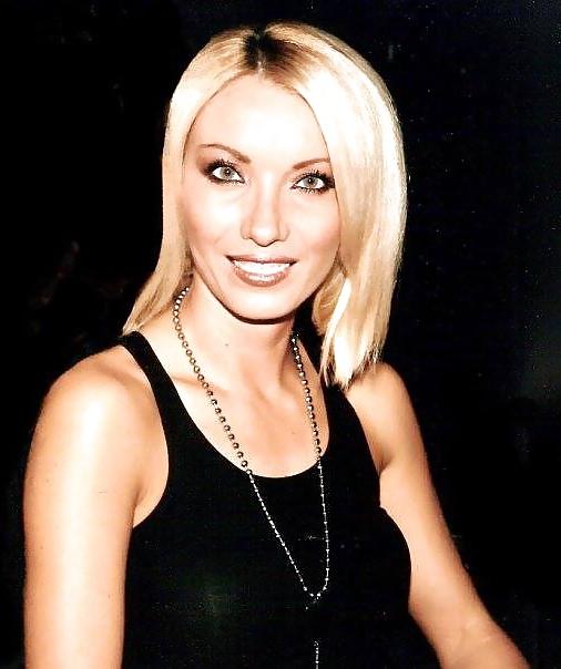 7P My Ex Mistress