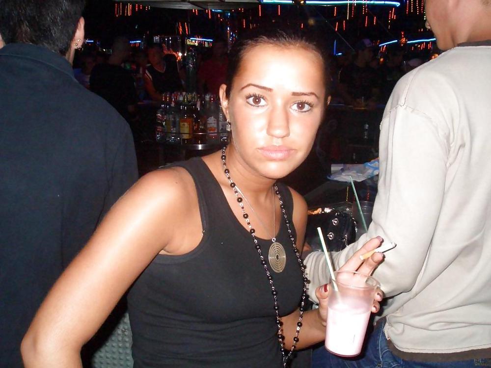 19P Vacation threesome