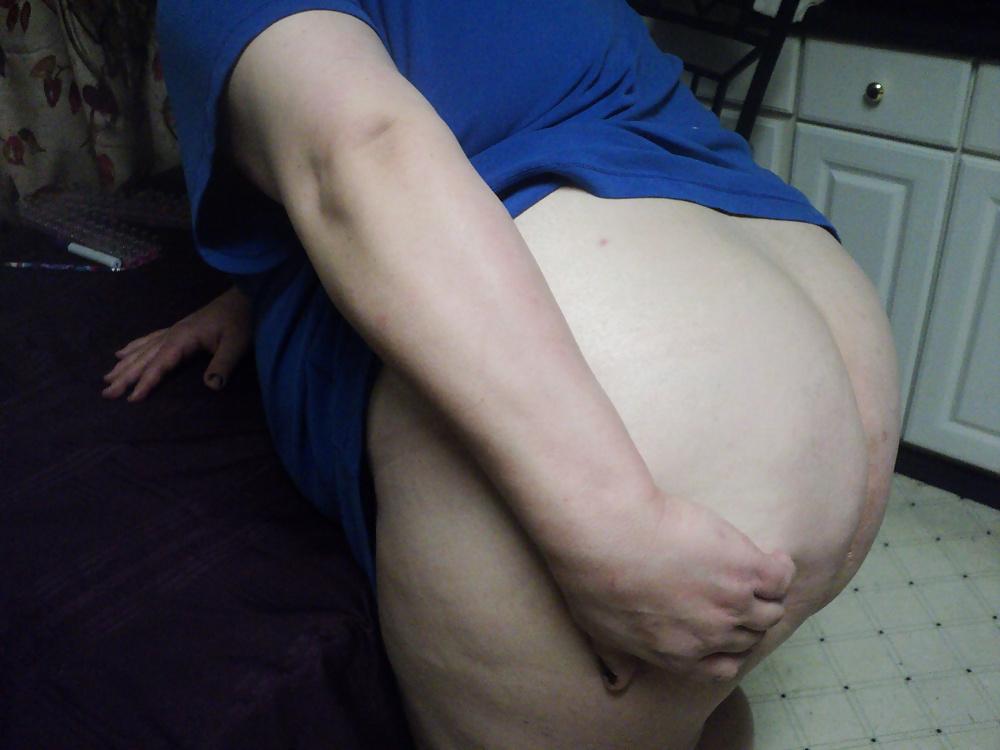 15P Mommy's Big Fat Ass