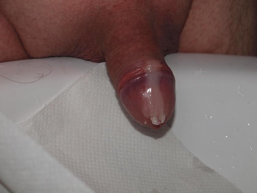 8P Small cock's play time