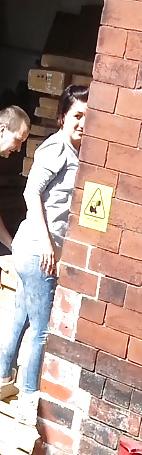 10P Amazing ass in tight jeans! 