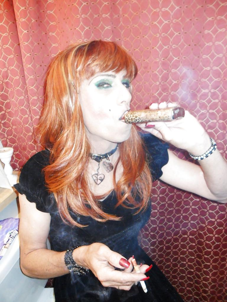 20P Andrea loves toy play with her wifey Goddess Kitten
