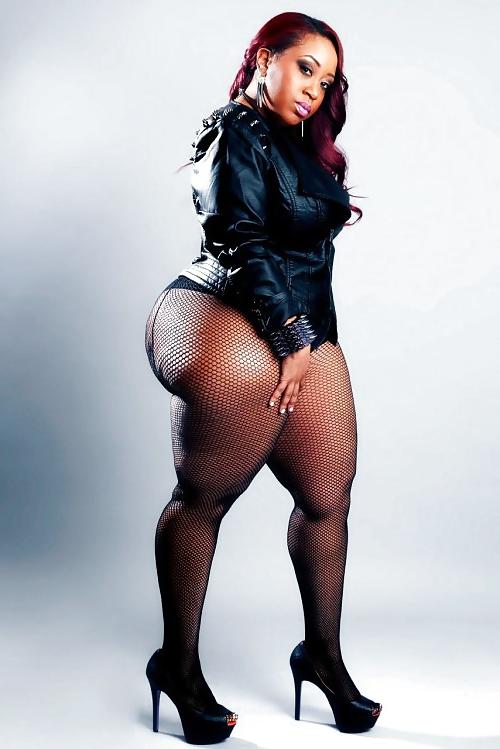 25P Thick Phat or fat 01