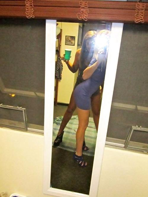 25P Mirror pics omg