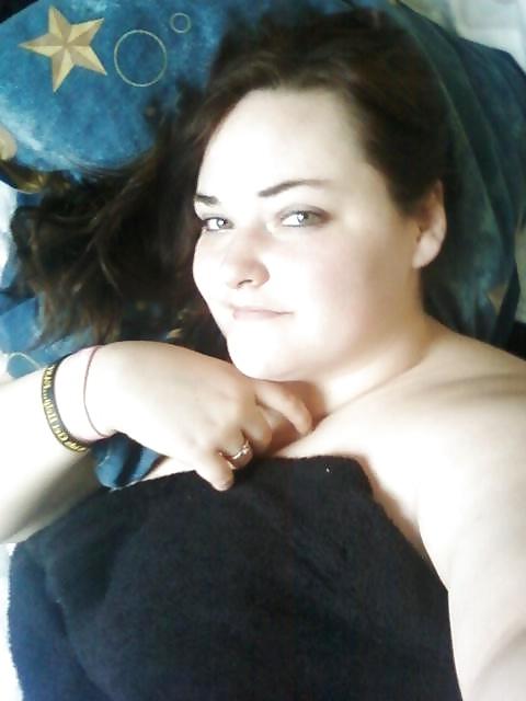 4P Fat slut exposed!
