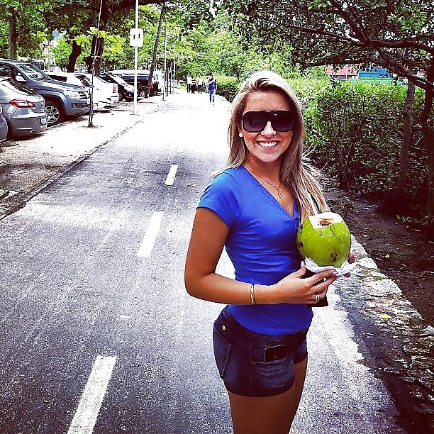 15P Hot Brazilian Blonde Friend (Comment plz)