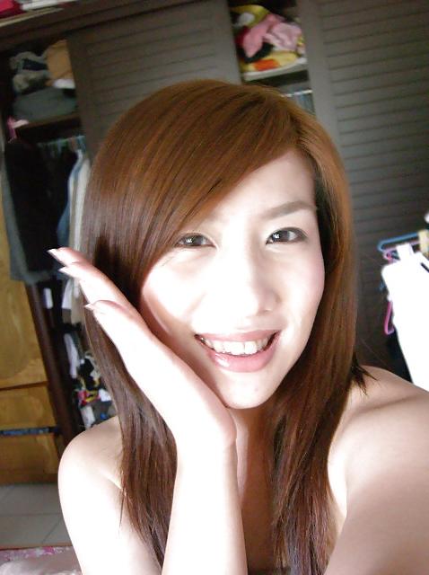 25P Chinese girl