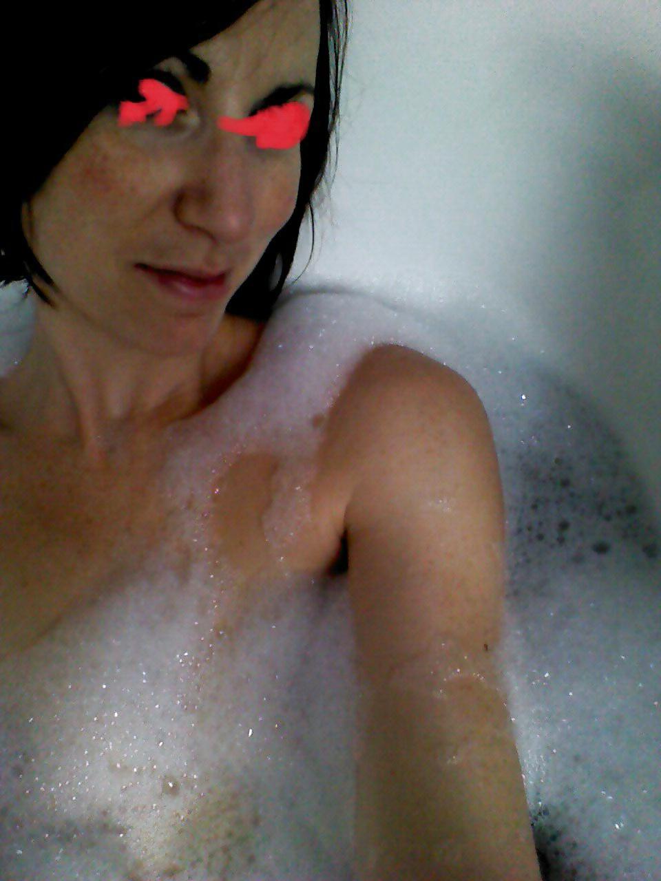 6P My Wife's Bathroom Series