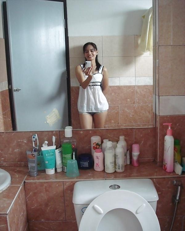 18P Bathroom Strip