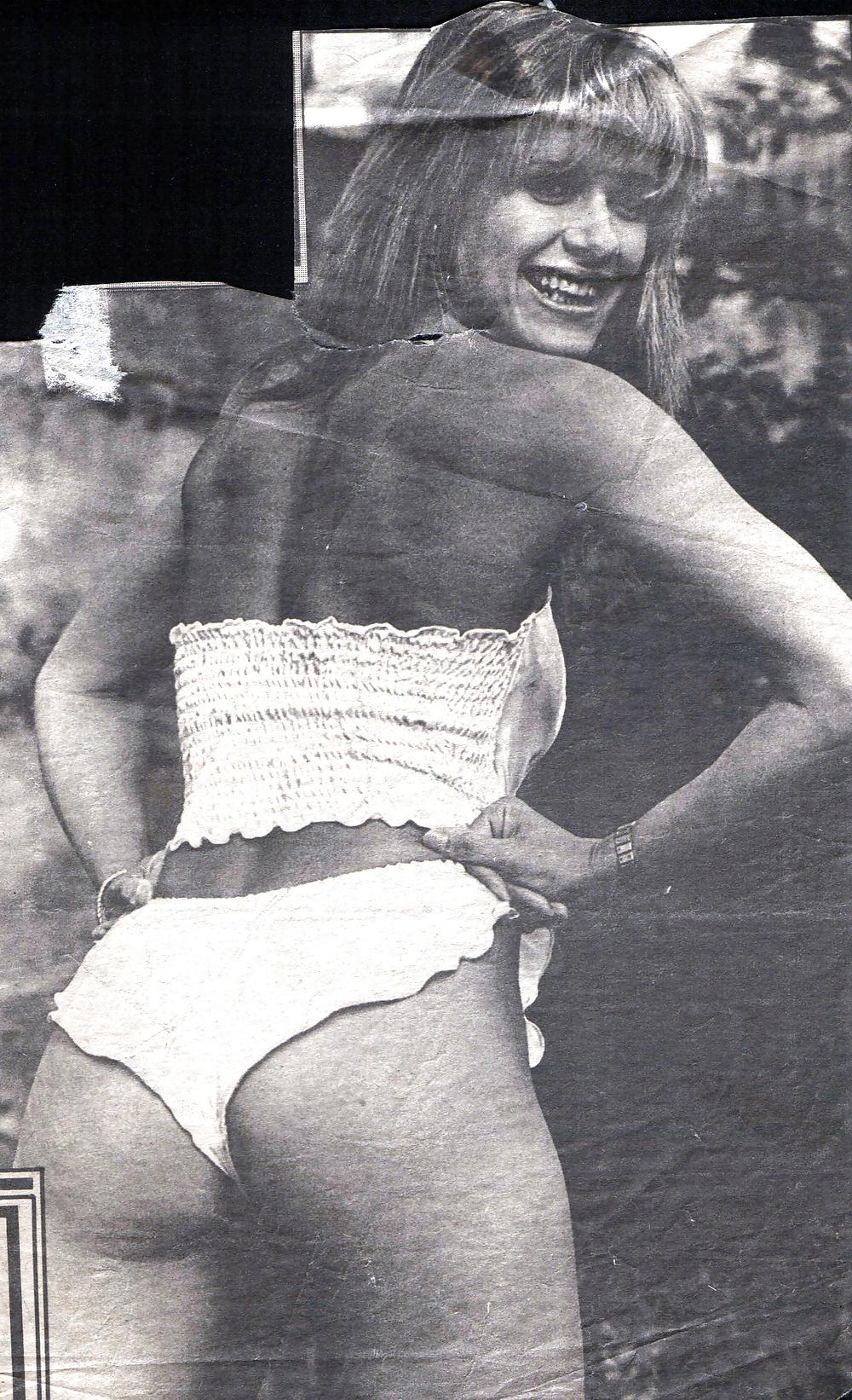 25P Carol smillie nude model