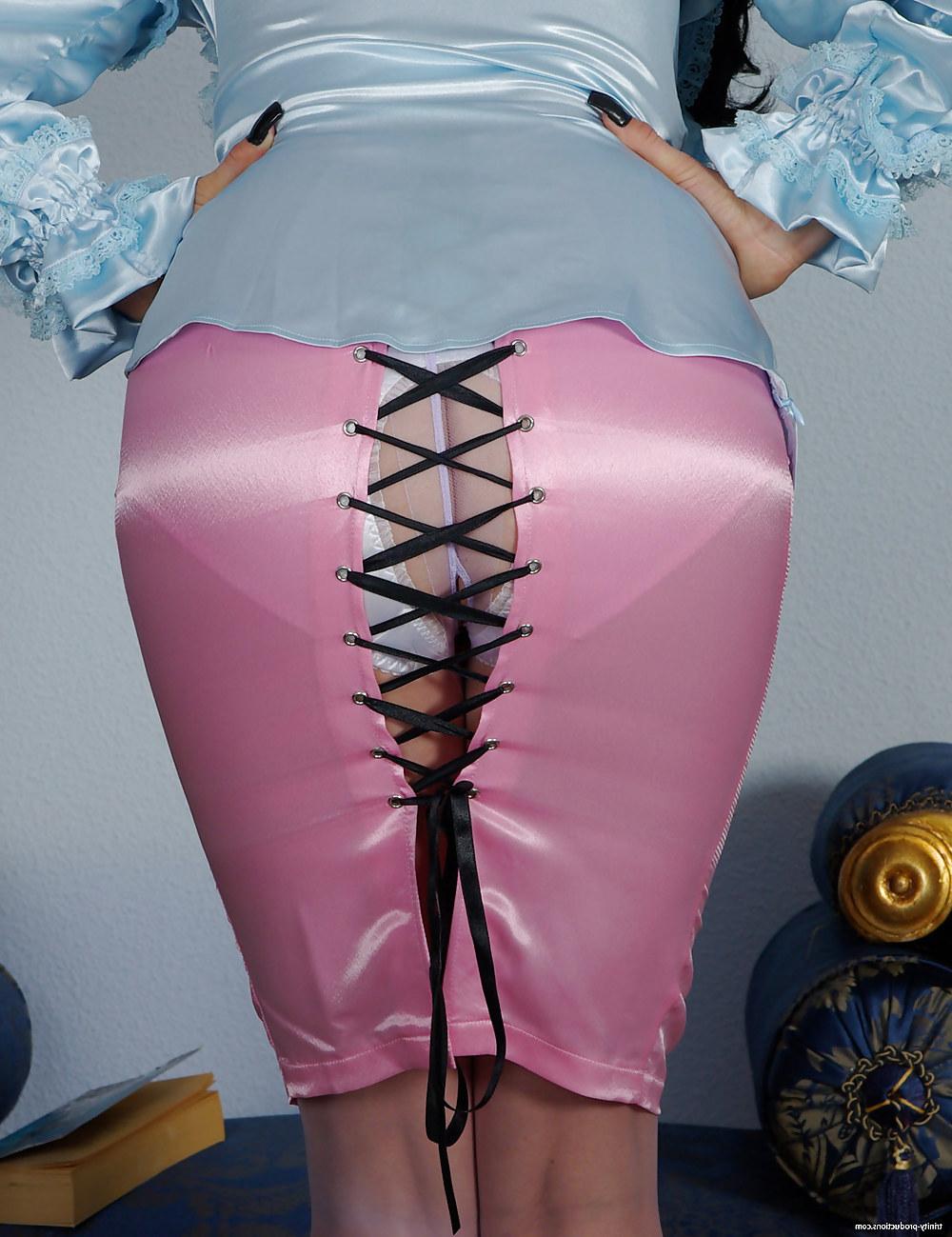 25P Mistress, governess, matron - ruffles, bows, hobble skirts