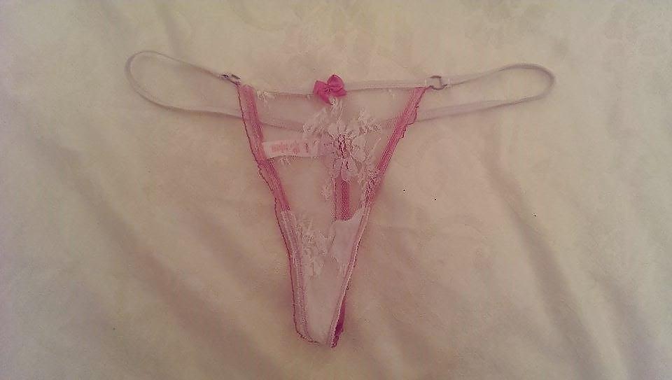 25P Mitbewohners G-String- und Tanga-Schubladentransport