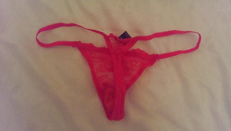 25P Mitbewohners G-String- und Tanga-Schubladentransport