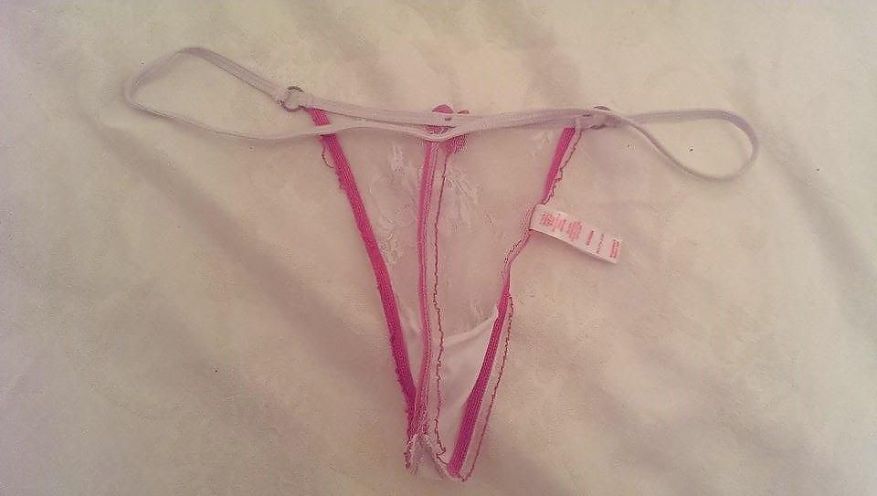25P Mitbewohners G-String- und Tanga-Schubladentransport