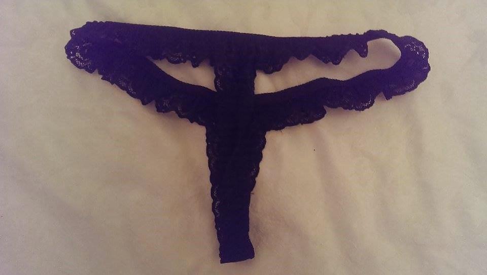 25P Mitbewohners G-String- und Tanga-Schubladentransport