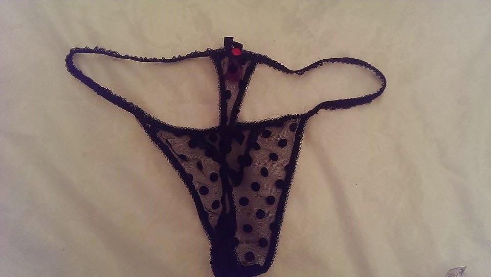 25P Mitbewohners G-String- und Tanga-Schubladentransport