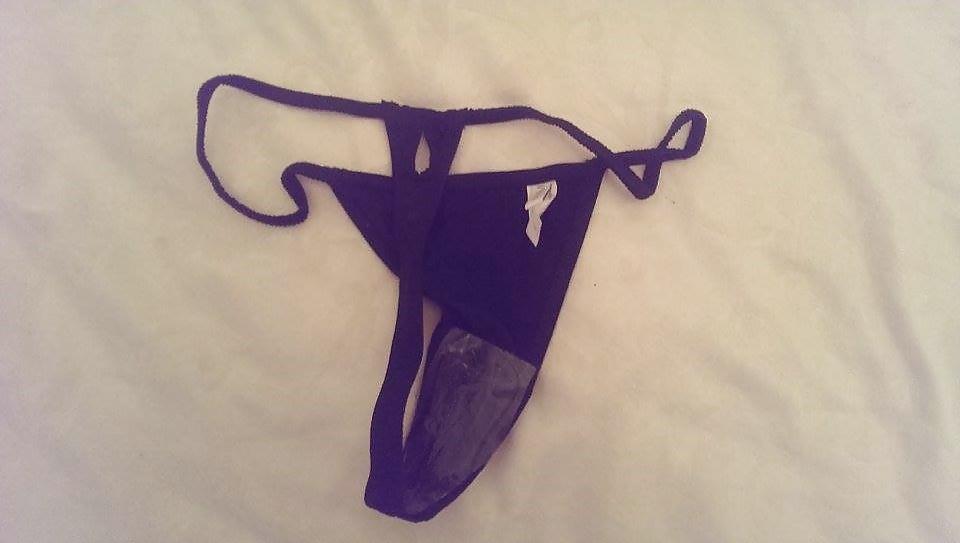 25P Mitbewohners G-String- und Tanga-Schubladentransport