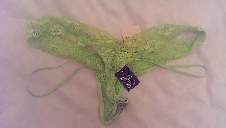 25P Mitbewohners G-String- und Tanga-Schubladentransport