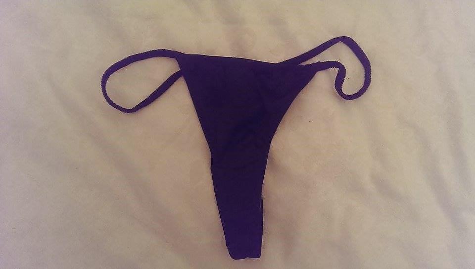 25P Mitbewohners G-String- und Tanga-Schubladentransport
