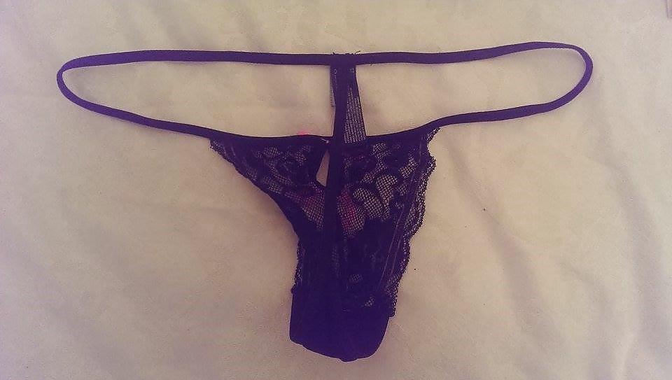 25P Mitbewohners G-String- und Tanga-Schubladentransport