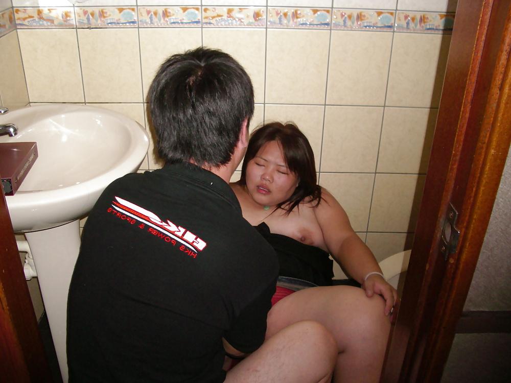 25P Taiwan slut Fat Apple