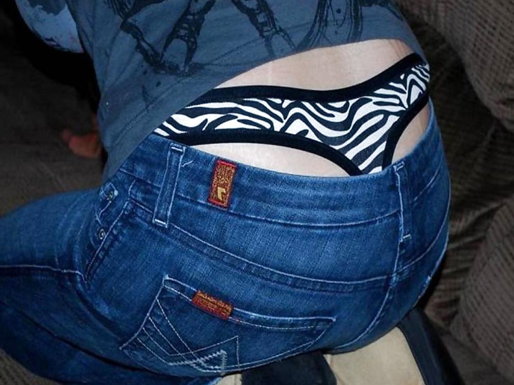 25P SEXY PANTIES  IN TIGHT PANTS