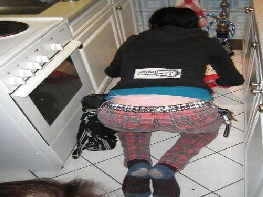 25P SEXY PANTIES  IN TIGHT PANTS