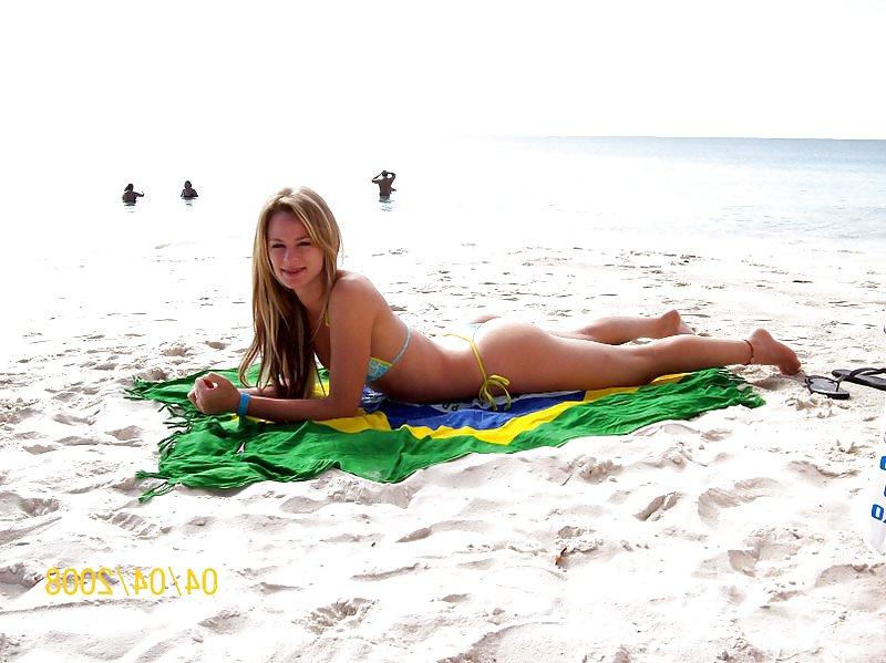 25P Can't help but love brazilian women 1(5)