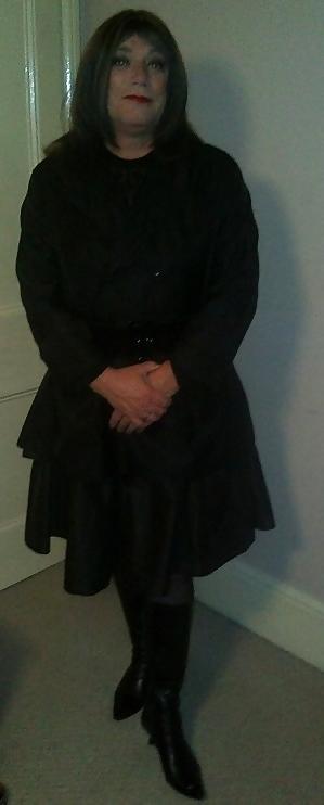 9P Mistress Davina