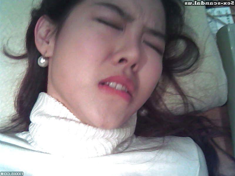 25P Chinese girl fucked at work