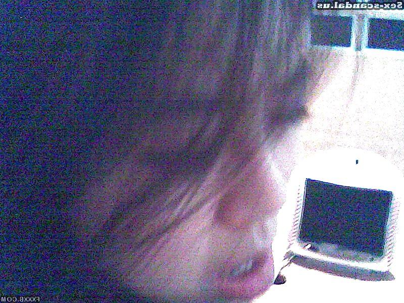 25P Chinese girl fucked at work