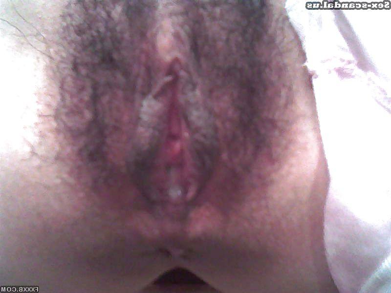 25P Chinese girl fucked at work