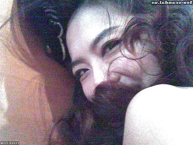 25P Chinese girl fucked at work