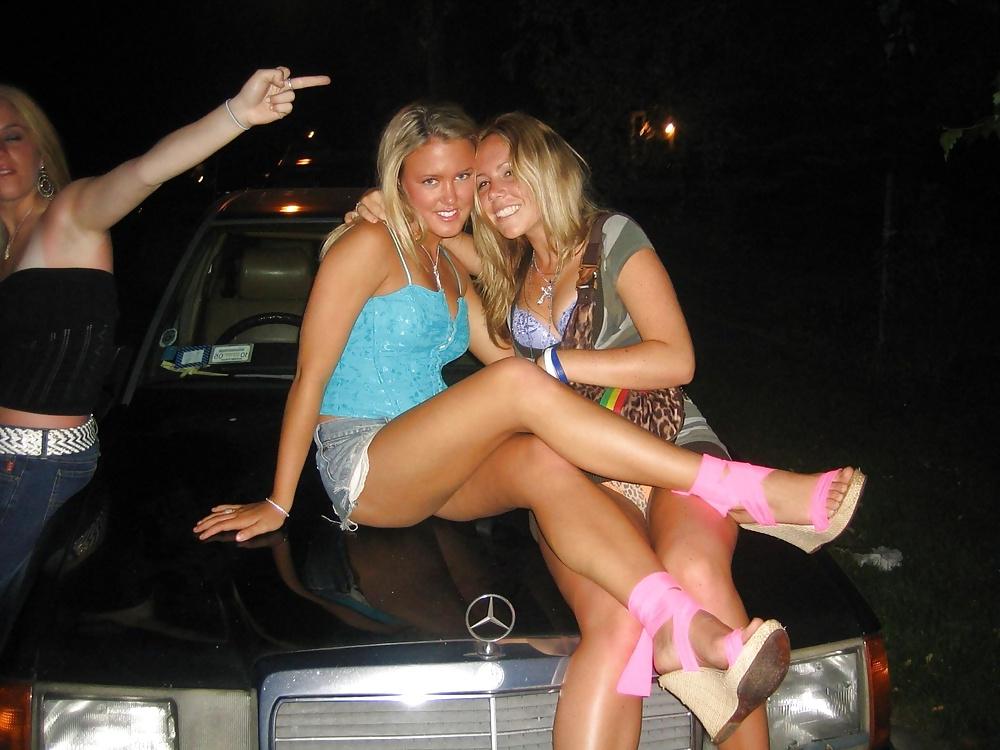 25P Horny girls in jeans LXV