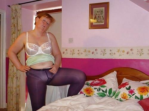 9P Alte dicke Damen