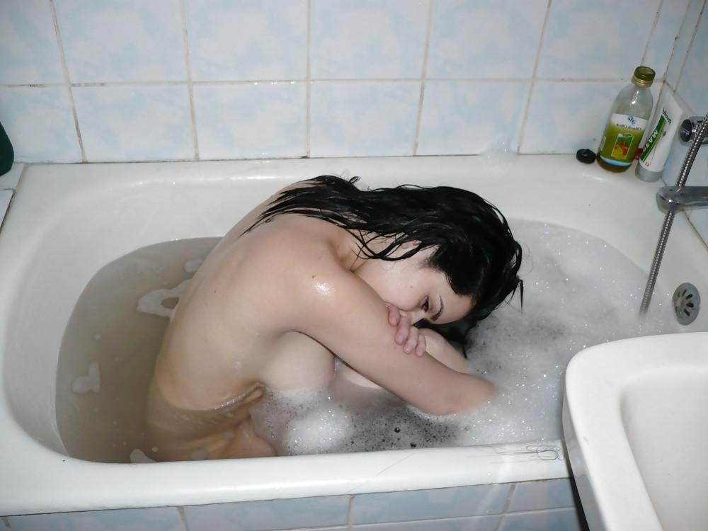 25P Dark haired Milfs Private Pics