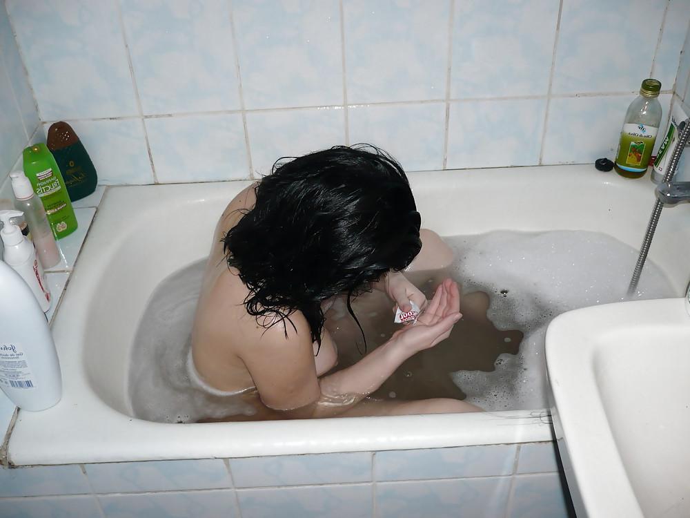 25P Dark haired Milfs Private Pics