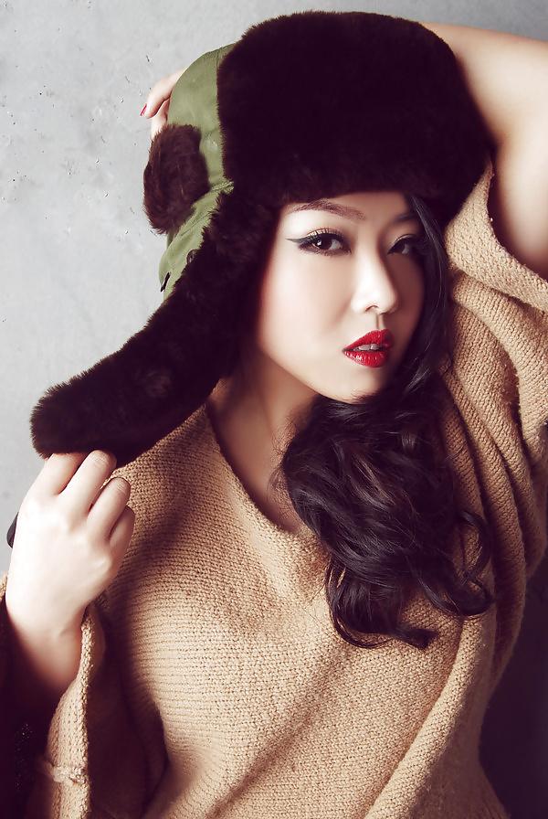 21P Chinese nice girl