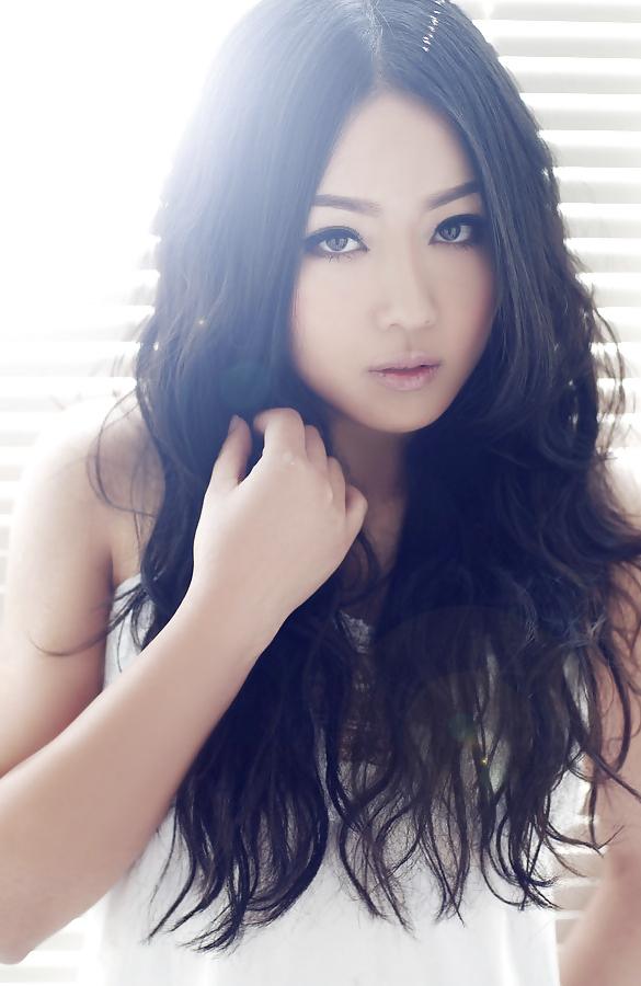 21P Chinese nice girl
