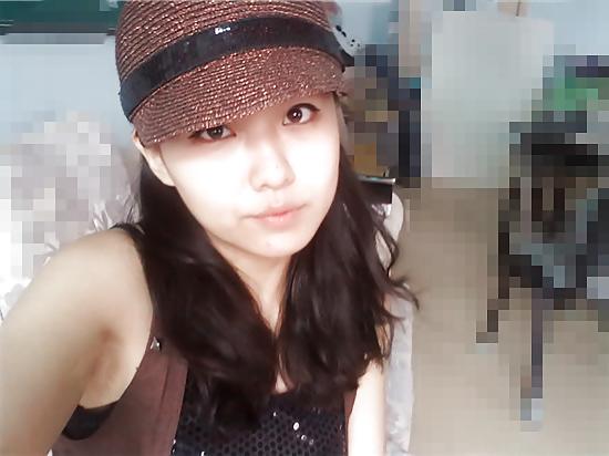 21P Chinese nice girl