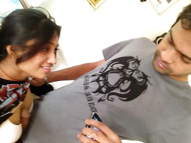 17P Cute horny Bengali girl (Check her vids too)