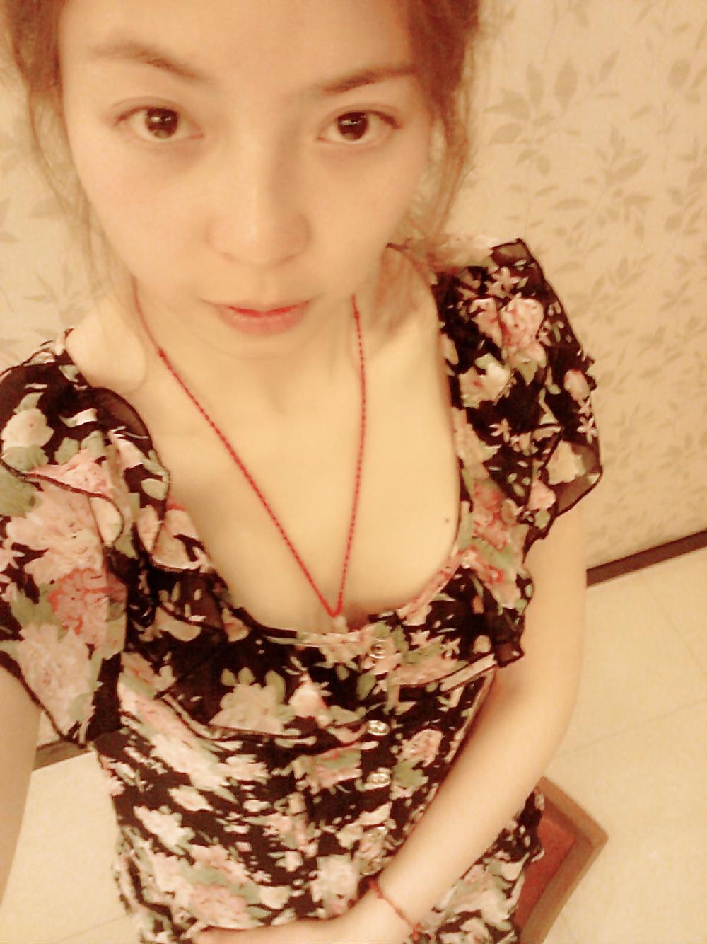 12P Nice chinese girl very 