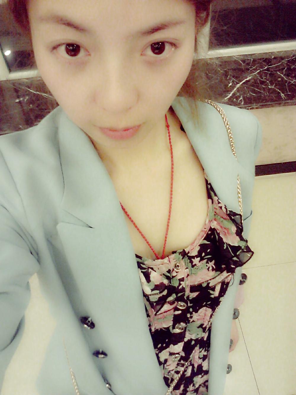 12P Nice chinese girl very 