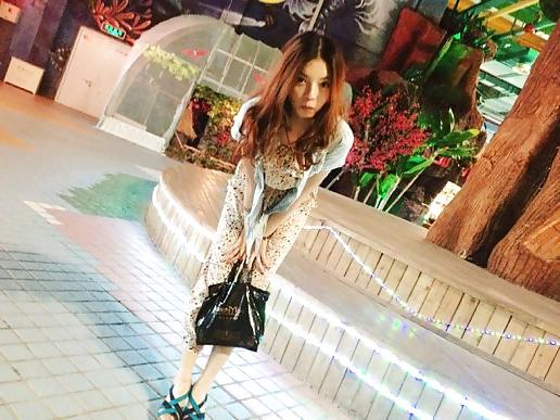 12P Nice chinese girl very 