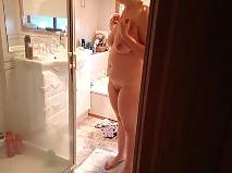 9P Wife caught in the bathroom