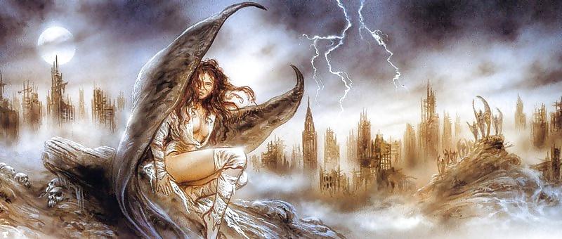 25P Fantasy art women warriors