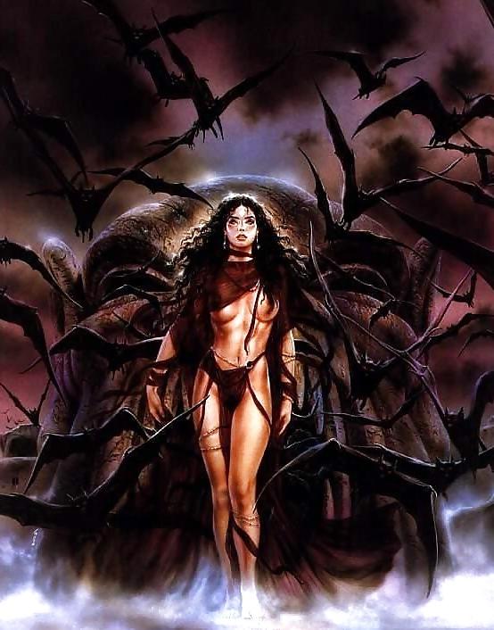 25P Fantasy art women warriors