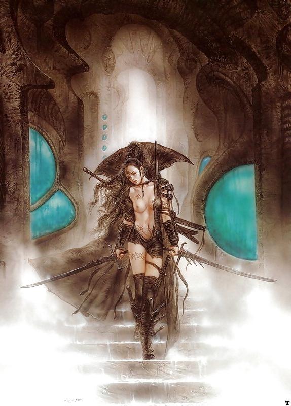 25P Fantasy art women warriors