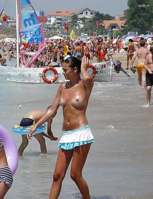 15P Voyeur, public