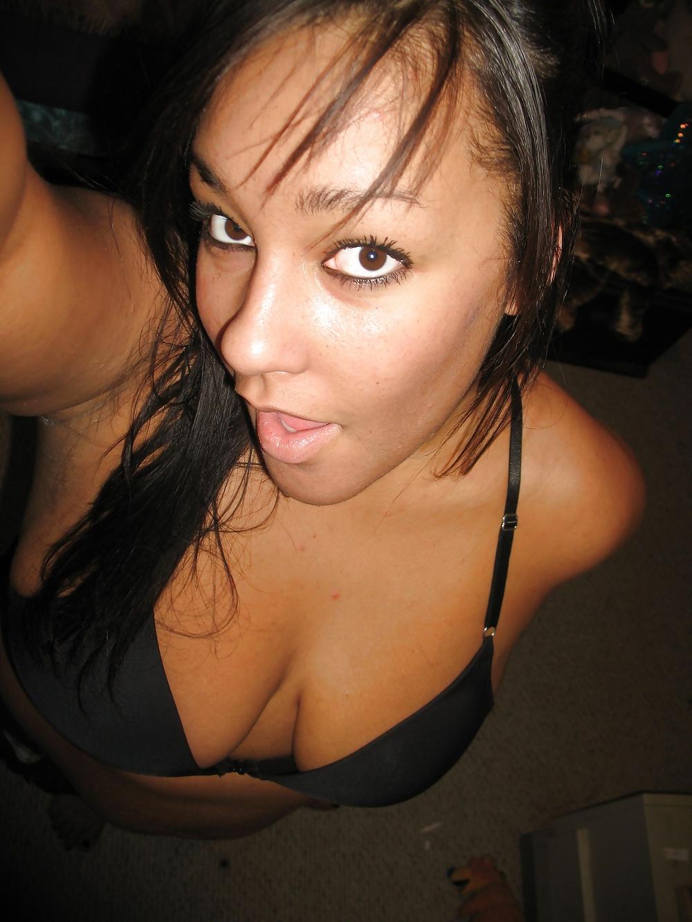 25P Amateur Bimbo